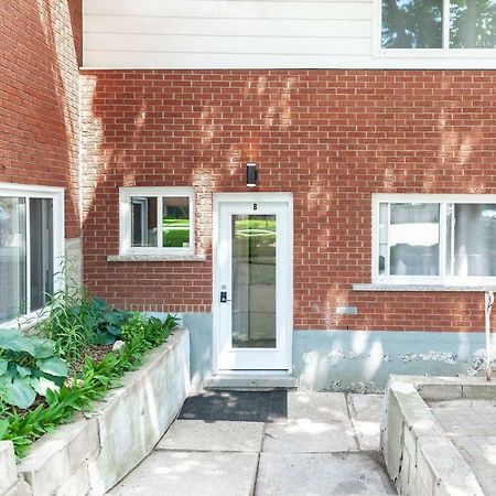 Entire 2 Bedroom Apartment Uptown Waterloo - E1 Luaran gambar