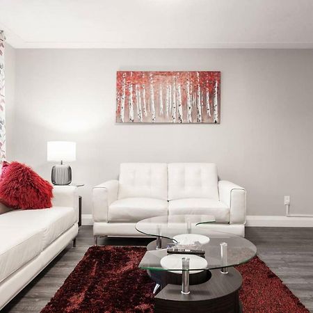 Entire 2 Bedroom Apartment Uptown Waterloo - E1 Luaran gambar
