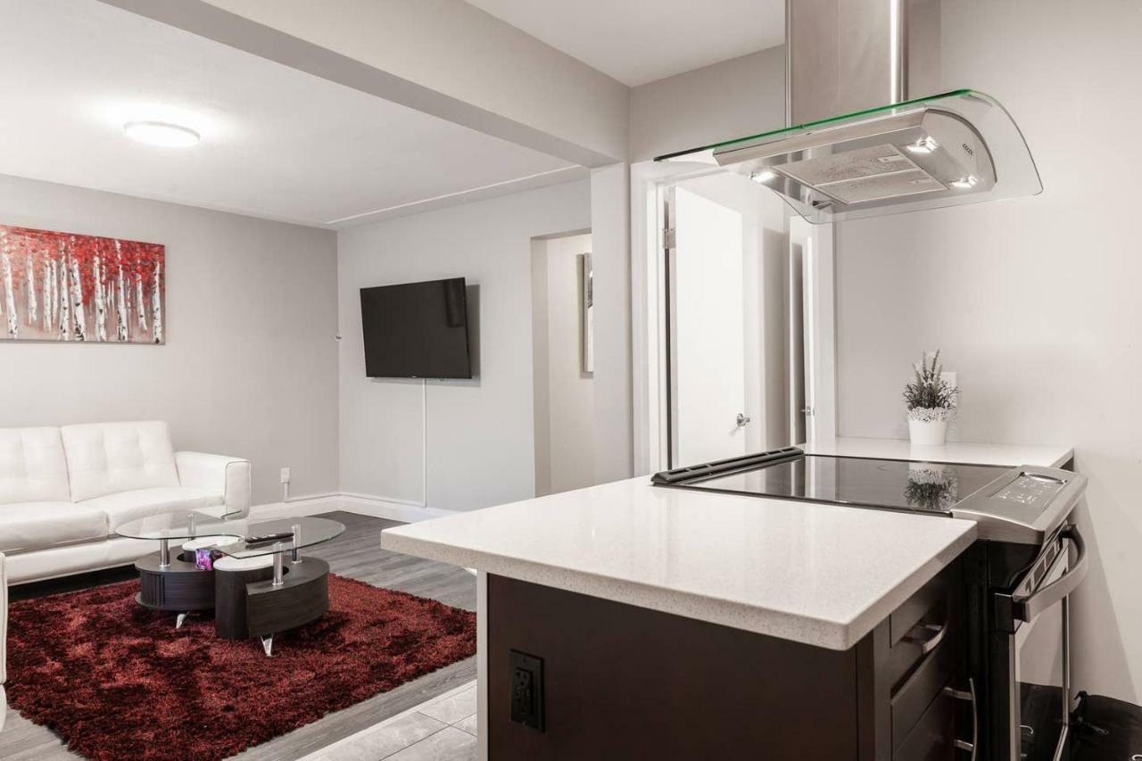Entire 2 Bedroom Apartment Uptown Waterloo - E1 Luaran gambar
